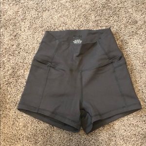 Ethos All Day Shorts in Stone (XS)